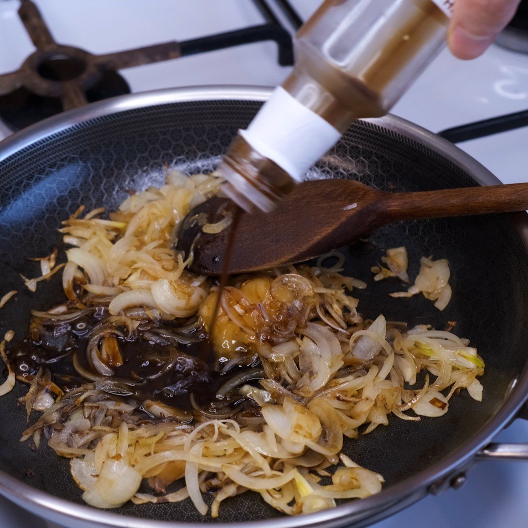 karamelizuoti svogunai karamelizuoti svogunai