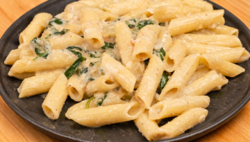 makaronai su spinatais