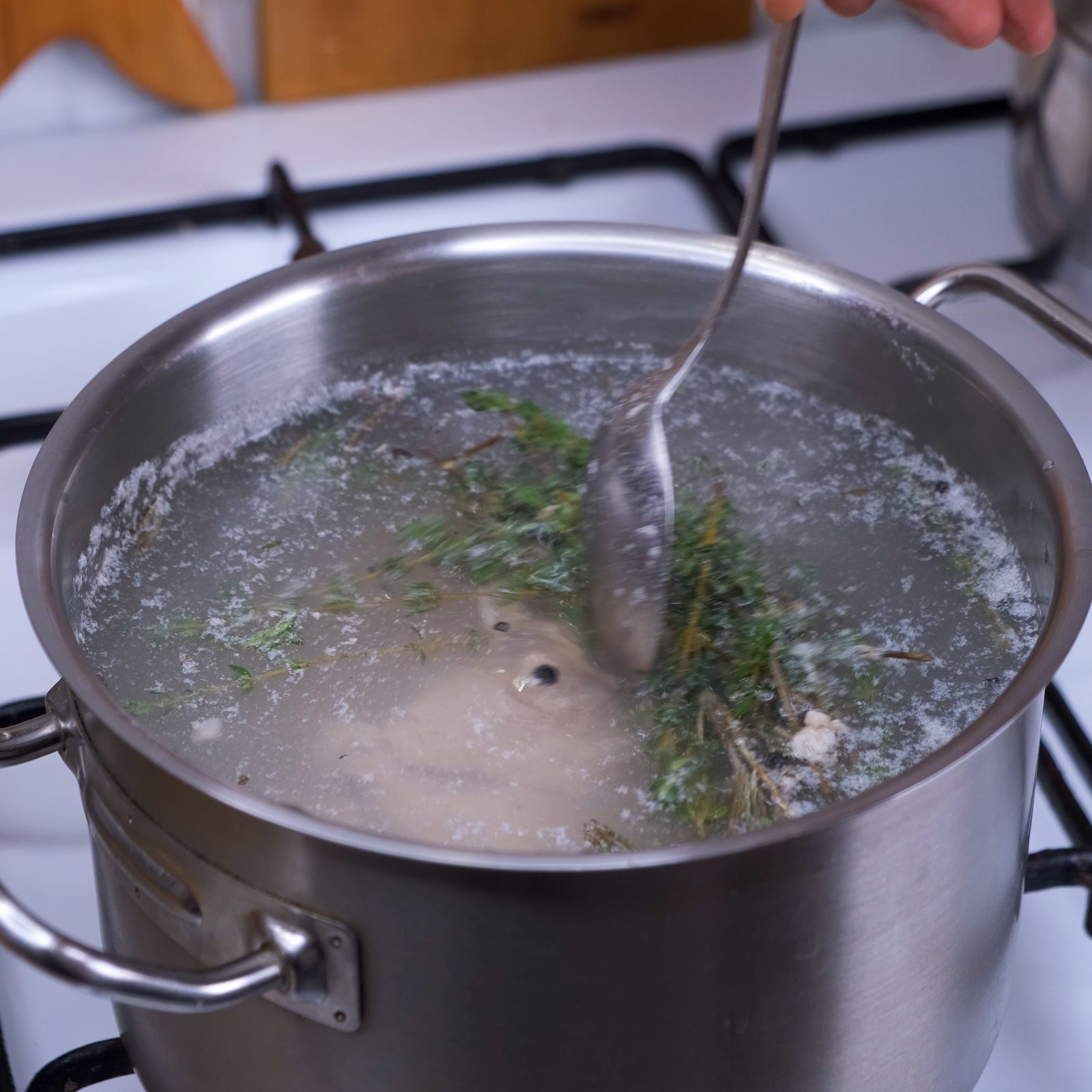 Sequence 01.00_00_09_20.Still006 Sequence 01.00_00_09_20.Still006